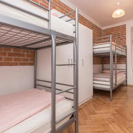 Hostel Royal City